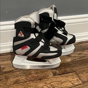 Softec hockey skates 9J
